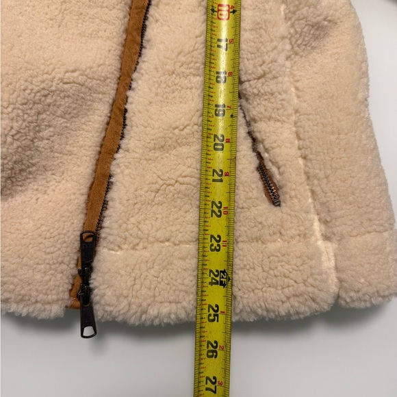 ✨Host Pick✨ 🤎🐻 Joe Fresh Women's Faux Tan Teddy Jacket Size Medium - Picture 17 of 17